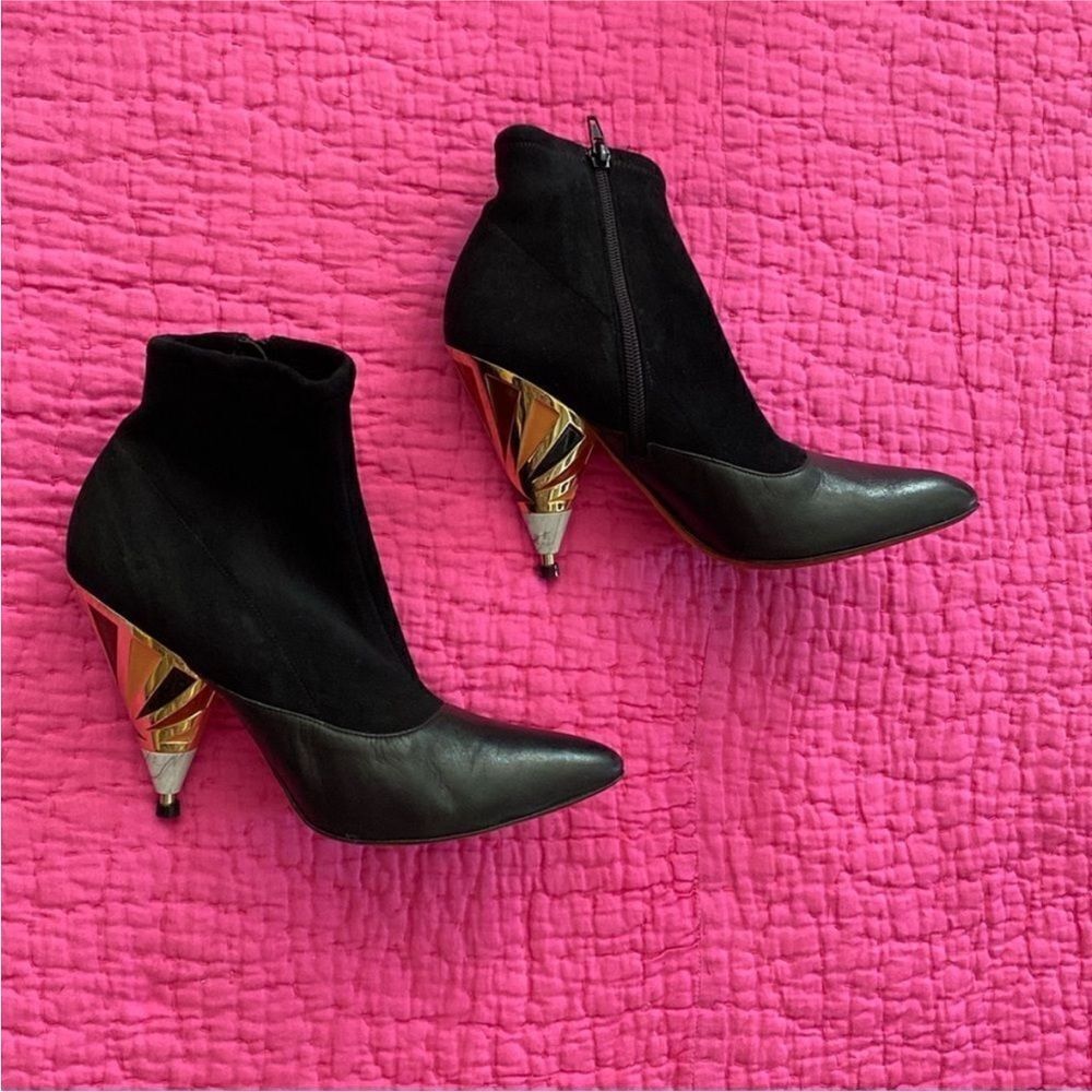 Givenchy Black genuine leather Ankle Boots with Artistic Heel, US7 - Picture 2 of 10
